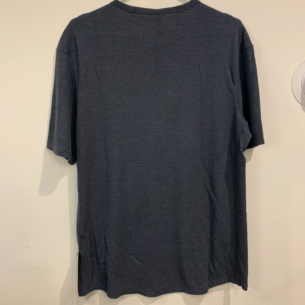Lululemon Shift Stitch Short Sleeve - Picture 3 of 9